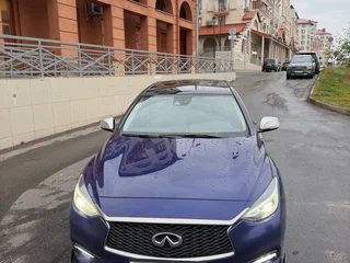 2016 Infiniti Q30, синий, 1499000 рублей, вид 3