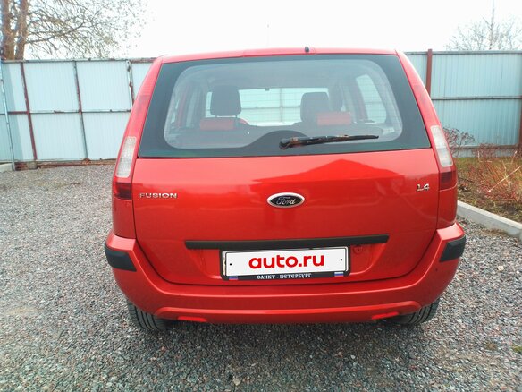 2008 Ford Fusion I Рестайлинг, красный, 370000 рублей - вид 6