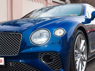 2019 Bentley Continental GT III, синий, 18300000 рублей, вид 4