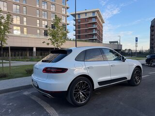 2017 Porsche Macan I, белый, 2500000 рублей, вид 5