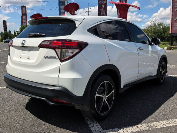 2020 Honda Vezel I Рестайлинг, белый, 1900000 рублей - вид 13
