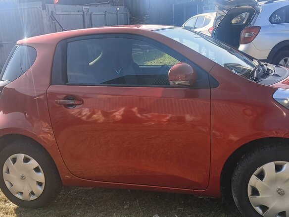 2013 Toyota iQ, оранжевый, 720000 рублей - вид 1