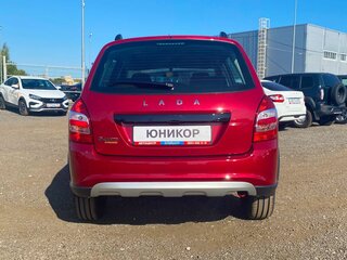 2026 Lada (ВАЗ) Granta Cross I Рестайлинг, красный, 1267900 рублей, вид 4