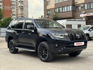 2021 Toyota Land Cruiser Prado 150 Series Рестайлинг 3, чёрный, 5640000 рублей, вид 3