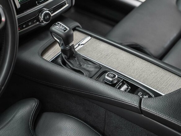 2020 Volvo S90 II Рестайлинг, серый - вид 10