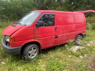 2002 Volkswagen Transporter T4, красный, 445000 рублей, вид 1