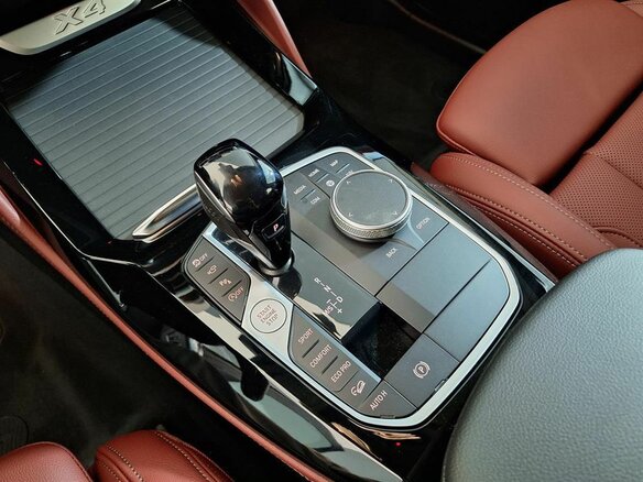 2024 BMW X4 30i II (G02) Рестайлинг, чёрный, 8500000 рублей - вид 19