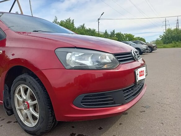 2012 Volkswagen Polo V, красный, 770000 рублей - вид 22