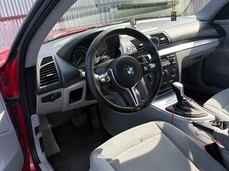 2007 BMW 1 серии 120i I (E81/E82/E87/E88) Рестайлинг, красный, 850000 рублей, вид 5