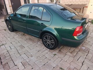1999 Volkswagen Bora I, зелёный, 430000 рублей, вид 3