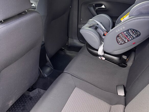 2013 Volkswagen Polo V, чёрный, 730000 рублей - вид 8