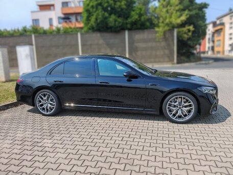 2026 Mercedes-Benz S-Класс 450 4MATIC VII (W223) Рестайлинг, чёрный, 24120000 рублей, вид 3