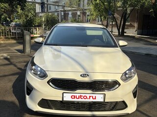 2019 Kia Ceed III, белый, 1800000 рублей, вид 3