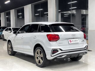 2023 Audi Q2 35 TFSI I Рестайлинг, белый, 2050000 рублей, вид 4
