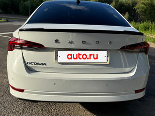 2020 Skoda Octavia IV (A8), белый, 2099000 рублей, вид 5