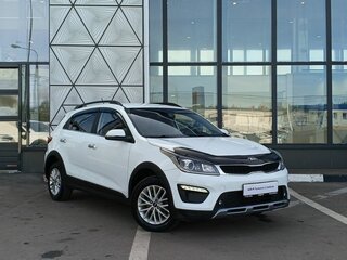 2019 Kia Rio X-Line IV, белый, 1629000 рублей, вид 3