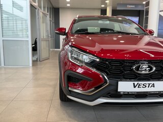 2026 Lada (ВАЗ) Vesta SW Cross I Рестайлинг (NG), красный, 2118000 рублей, вид 4