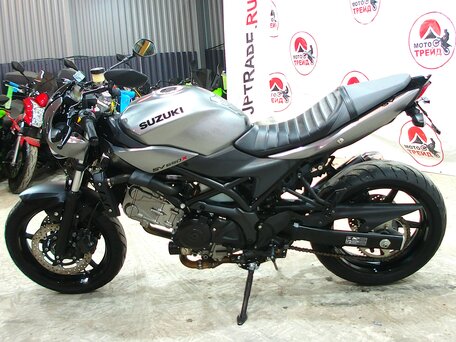 2018 Suzuki SV 650, серебристый, 540000 рублей, вид 5