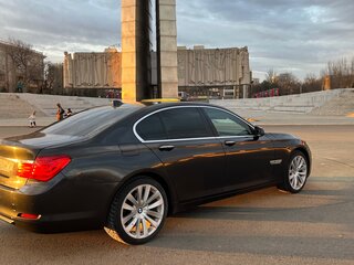 2008 BMW 7 серии 730d V (F01/F02/F04), серый, 1450000 рублей, вид 4