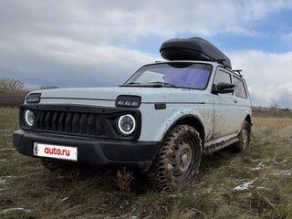1998 Lada (ВАЗ) 2121 (4x4) I Рестайлинг, белый, 240000 рублей, вид 3