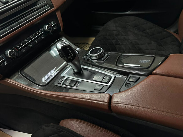 2011 BMW 5 серии 523i VI (F10/F11/F07), белый - вид 17