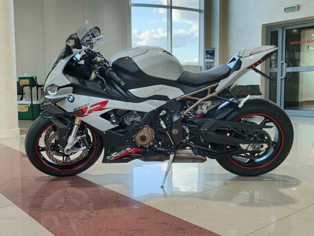 2021 BMW S 1000 RR, серый, 1699000 рублей, вид 2