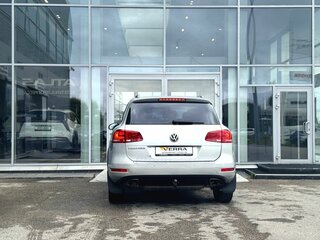 2012 Volkswagen Touareg II, серебристый, 1950000 рублей, вид 5