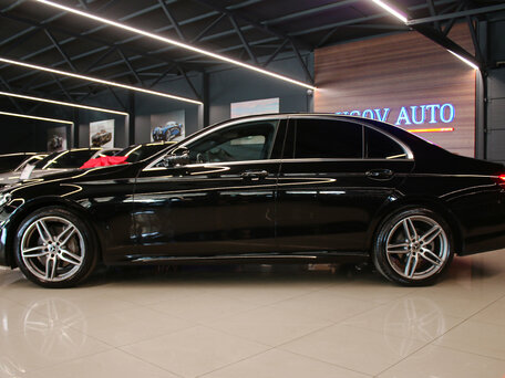 2020 Mercedes-Benz E-Класс 200 V (W213, S213, C238), чёрный, 3380000 рублей, вид 2
