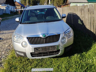 2013 Skoda Yeti I, серебристый, 950000 рублей, вид 1