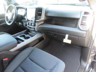 2026 Ram 1500 Crew Cab eTorque V Рестайлинг, чёрный, 5735518 рублей, вид 4