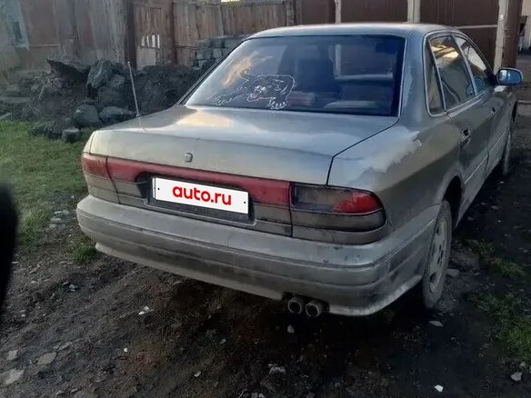 1991 Mitsubishi Sigma, серый, 150000 рублей - вид 10