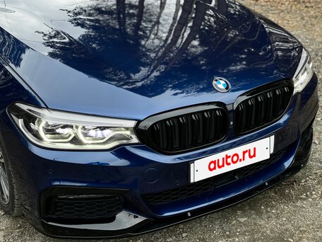 2017 BMW 5 серии 520d VII (G30/G31/G38), синий, 3000000 рублей, вид 4