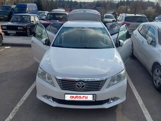 2012 Toyota Camry VII (XV50), белый, 1700000 рублей, вид 2