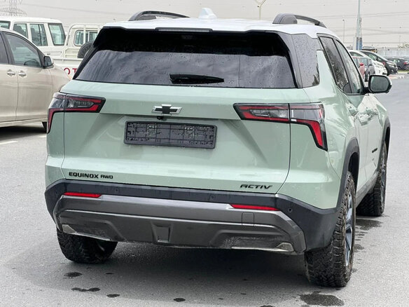 2025 Chevrolet Equinox IV, зелёный, 4100000 рублей - вид 7