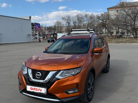 2018 Nissan X-Trail III Рестайлинг, оранжевый, 2035000 рублей, вид 1