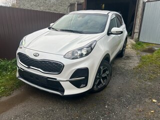 2021 Kia Sportage IV Рестайлинг, белый, 2475000 рублей, вид 1