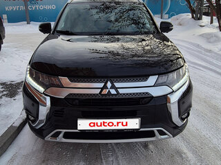2019 Mitsubishi Outlander III Рестайлинг 3, чёрный, 3400000 рублей, вид 2