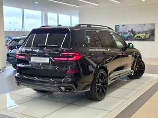 2026 BMW X7 40d I (G07) Рестайлинг, чёрный, 17390000 рублей, вид 4