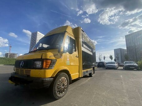 1994 Mercedes-Benz T1, жёлтый, 950000 рублей, вид 2