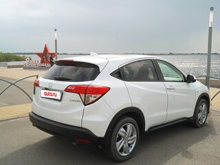 2020 Honda Vezel I Рестайлинг, белый, 1830000 рублей, вид 5