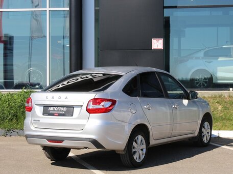 2024 Lada (ВАЗ) Granta I Рестайлинг, серебристый, 780000 рублей, вид 4