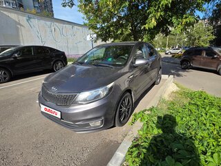 2016 Kia Rio III Рестайлинг, серый, 1150000 рублей, вид 2