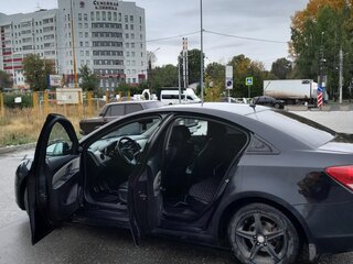 2012 Chevrolet Cruze I, чёрный, 520000 рублей, вид 4