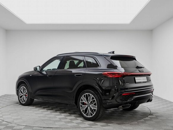2025 Audi Q5 L III (GU), чёрный, 6590000 рублей - вид 7