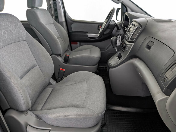 2019 Hyundai H-1 II Рестайлинг 2, чёрный - вид 22