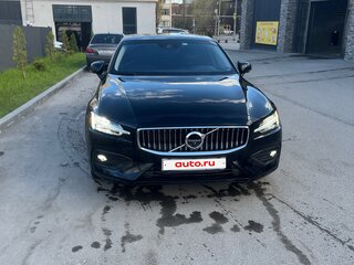 2019 Volvo S60 III, чёрный, 3500000 рублей, вид 3