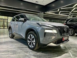 2024 Nissan X-Trail IV, серебристый, 4038000 рублей, вид 1