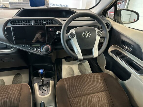 2014 Toyota Aqua I, серый, 1099999 рублей - вид 15