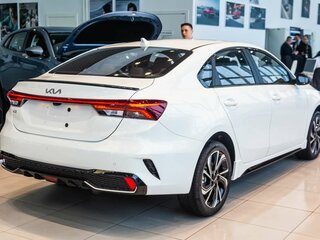 2026 Kia K3 II (China Market) Рестайлинг, белый, 2383714 рублей, вид 4