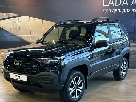 2026 Lada (ВАЗ) Niva Travel I Рестайлинг, зелёный, 1717000 рублей, вид 3